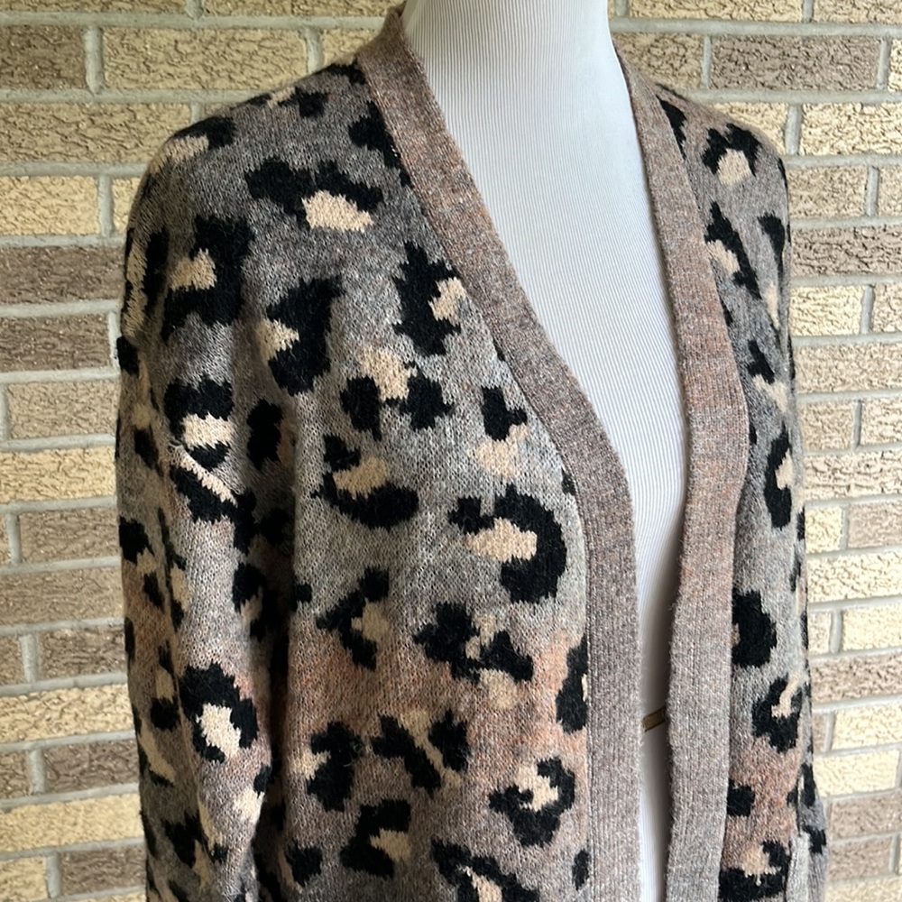 EVEREVE/ Allison Joy Cardigan XS